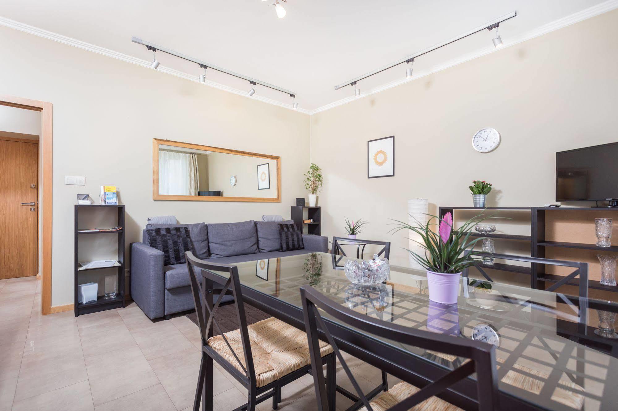 Inpoint Old Town Szeroka Apartments 크라쿠프 외부 사진
