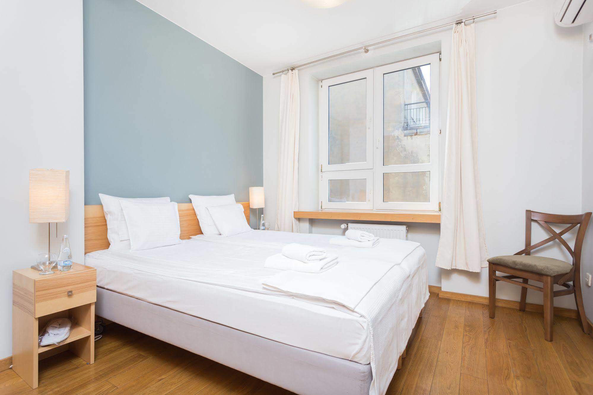 Inpoint Old Town Szeroka Apartments 크라쿠프 외부 사진